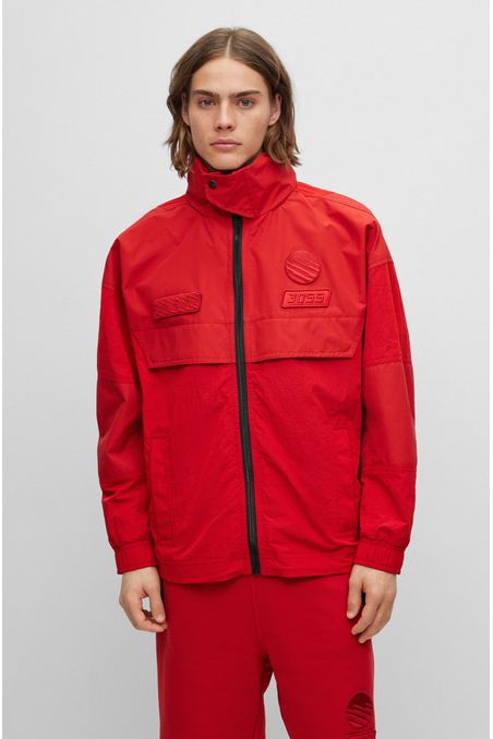 PARKA OVERSIZE FIT CON CREMALLERA Y DETALLES HOMBRE