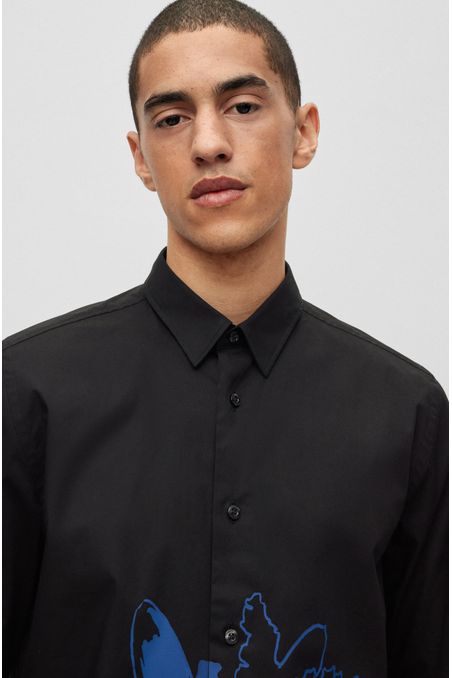 CAMISA RELAXED FIT EN ALGODÓN CON ESTAMPADO HOMBRE