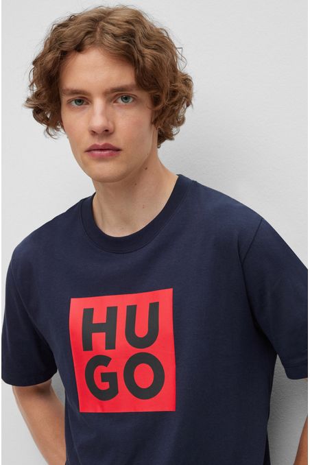 POLERA REGULAR FIT DE ALGODÓN CON LOGO ESTAMPADO HOMBRE