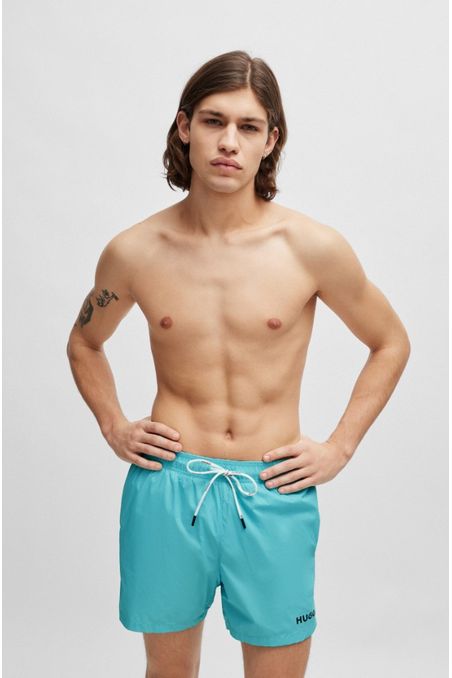 TRAJE DE BAÑO TIPO SHORTS CON FORRO INTEGRAL Y LOGO ESTAMPADO HOMBRE