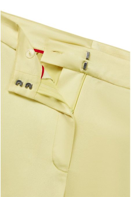 PANTALONES CARGO RELAXED FIT DE RASO MUJER