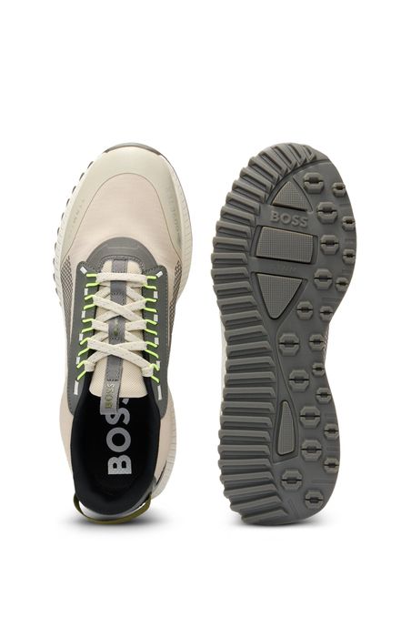 ZAPATILLAS TTNM EVO EN MEZCLA DE MATERIALES CON SUELA ACANALADA HOMBRE