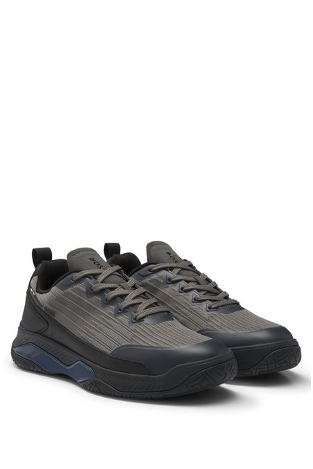 ZAPATILLAS DE MEZCLA DE MATERIALES CON SUELA ANTIDESLIZANTE HOMBRE
