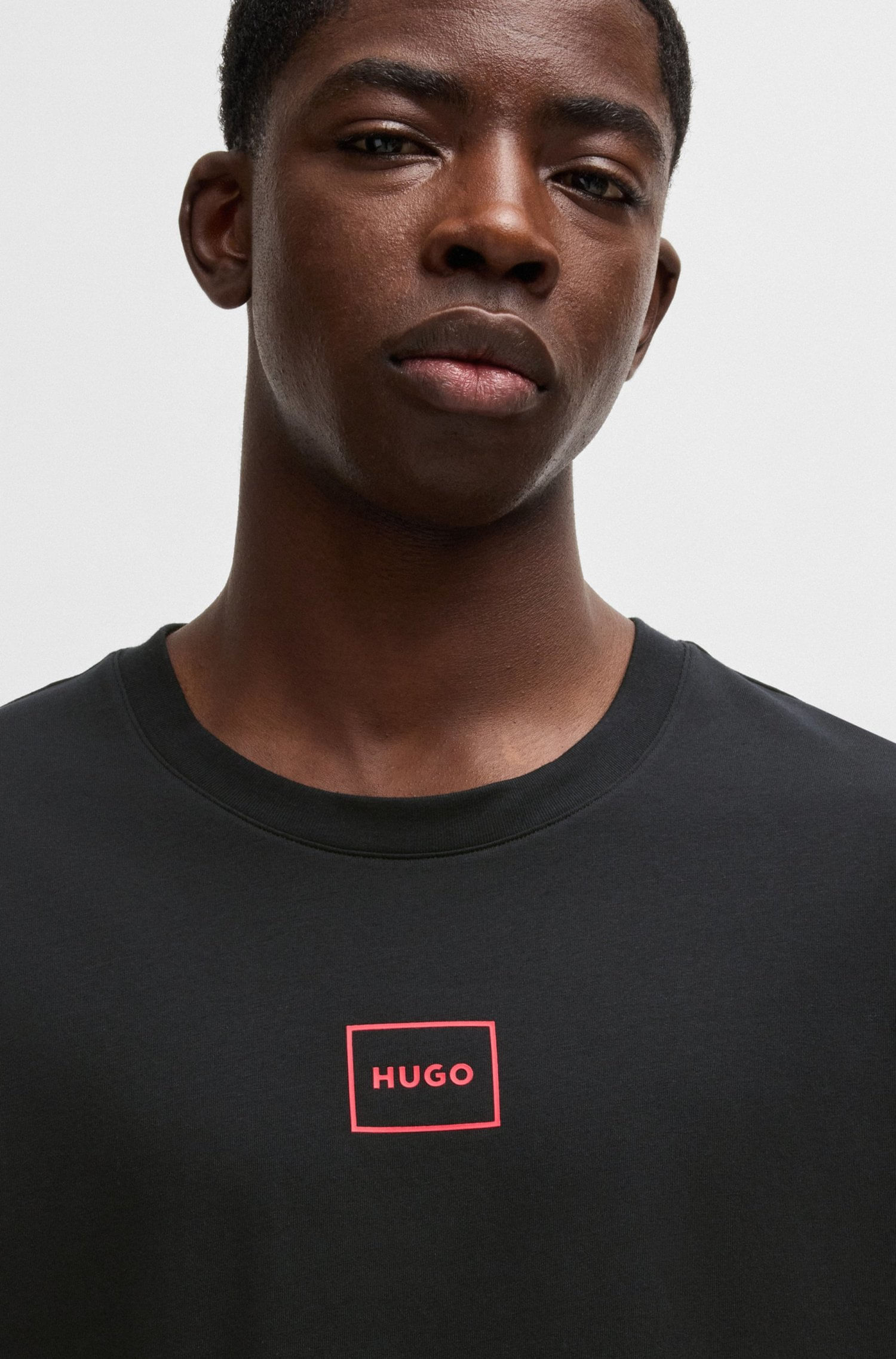 PIJAMA DE ALGODÓN ELÁSTICO CON LOGOS ESTAMPADOS PIJAMAS HOMBRE