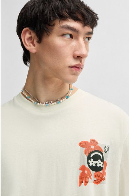 POLERA DE PUNTO DE ALGODÓN CON LOGO ESTAMPADO PLAYERA REGULAR FIT HOMBRE