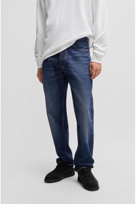JEANS REGULAR FIT DE DENIM AZUL OSCURO LAVADO A LA PIEDRA JEANS REGULAR FIT HOMBRE