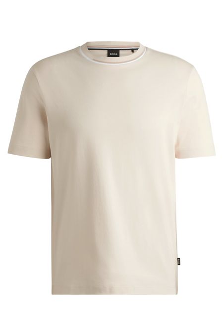 POLERA DE INTERLOCK DE ALGODÓN CON BLOQUES DE COLOR EN EL CUELLO HOMBRE