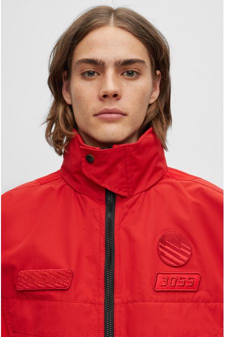 PARKA OVERSIZE FIT CON CREMALLERA Y DETALLES HOMBRE