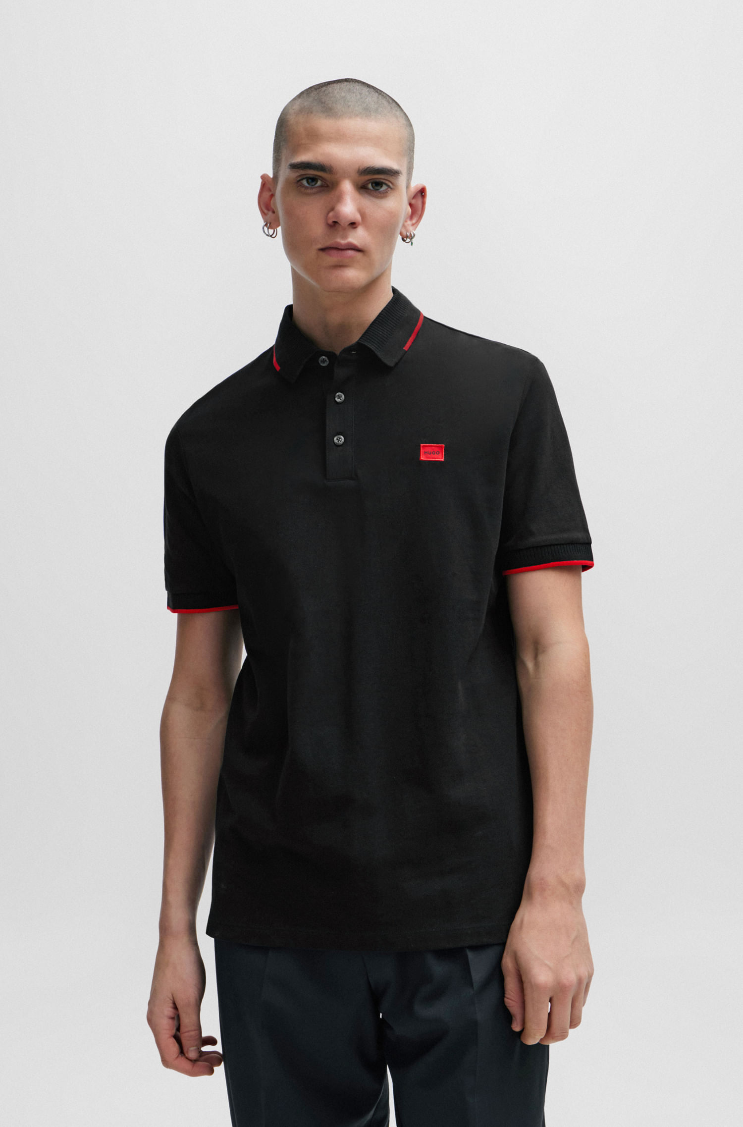 POLO SLIM FIT DE ALGODÓN CON ETIQUETA CON LOGO HOMBRE