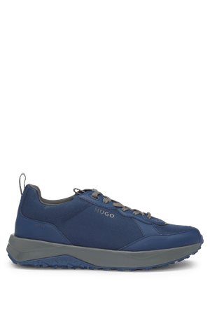 ZAPATILLAS DE DIFERENTES MATERIALES CON DETALLE DE CINTA HOMBRE