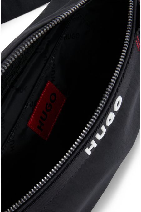 RIÑONERA CON LOGO EN CONTRASTE Y CORREA AJUSTABLE RIÑONERA HOMBRE