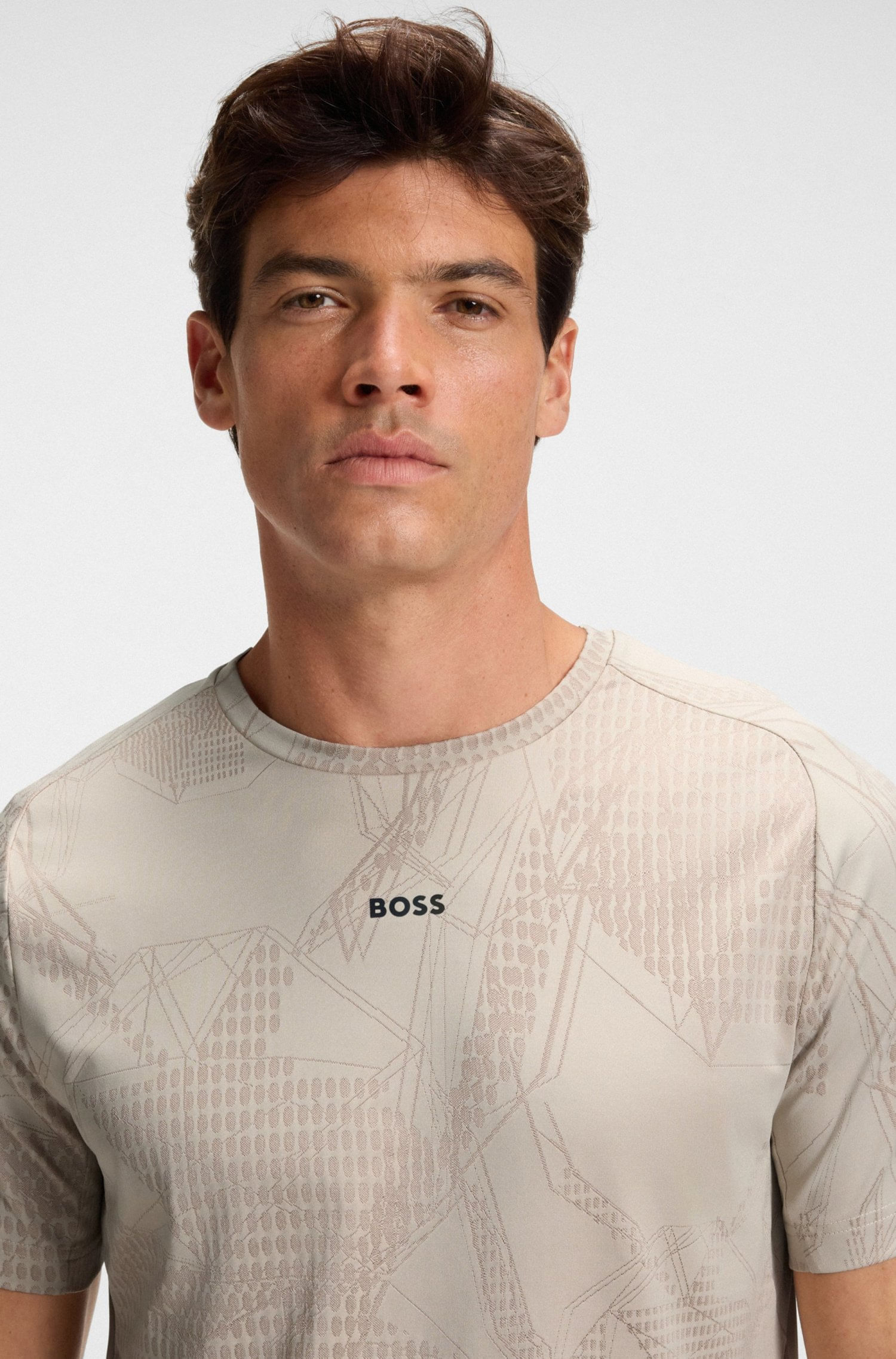 POLERA ACTIVA CON ESTAMPADO JACQUARD Y CONTROL DE LA HUMEDAD PLAYERA SLIM FIT HOMBRE