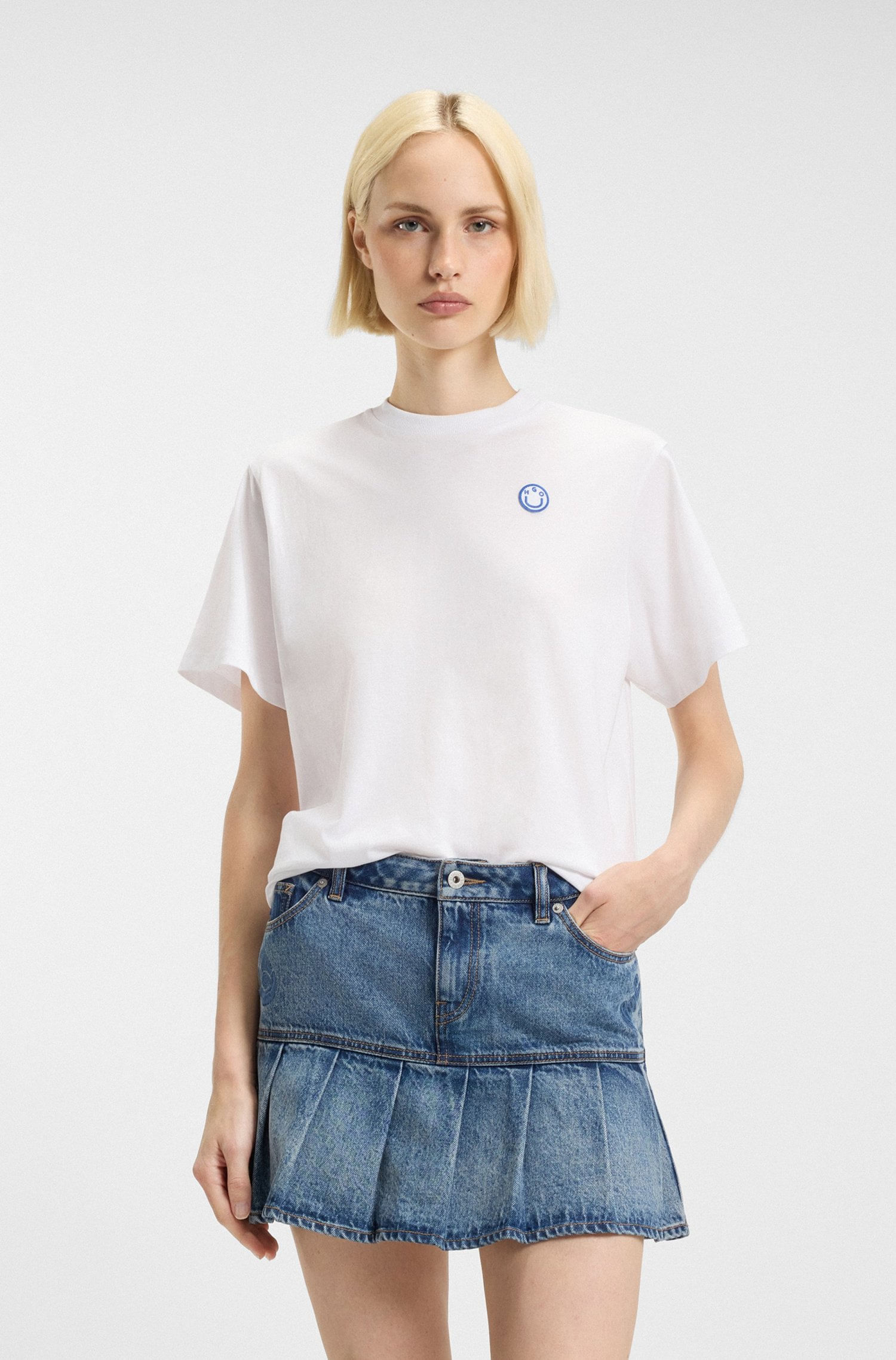 POLERA DE PUNTO DE ALGODÓN CON LOGO HAPPY HUGO PLAYERA RELAXED FIT MUJER