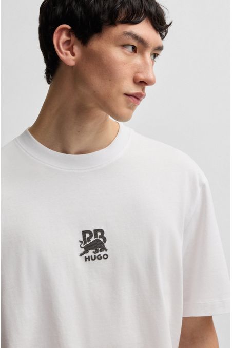 POLERA DE PUNTO DE ALGODÓN HUGO X RB CON LOGO DE CARBONO SUTIL PLAYERA RELAXED FIT HOMBRE