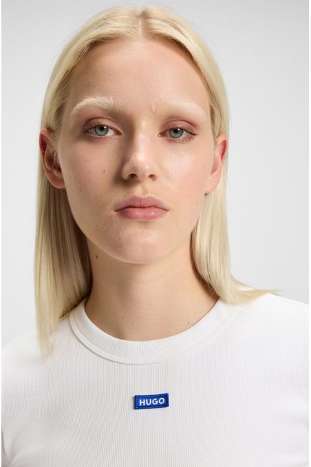 POLERA SLIM FIT DE ALGODÓN ELÁSTICO CON INSIGNIA DE LOGO PLAYERA SLIM FIT MUJER