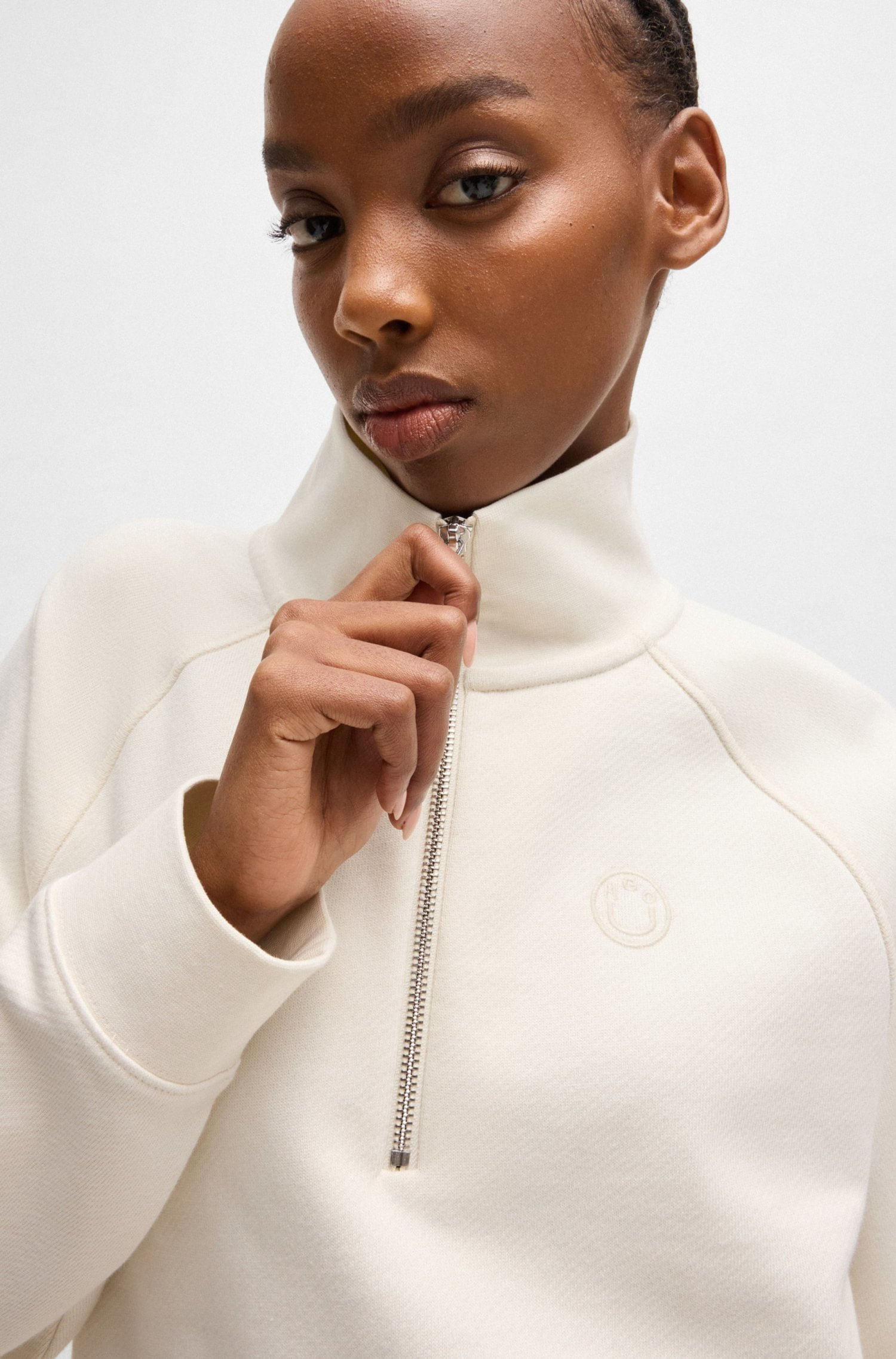 POLERON CORTA EN FELPA DE ALGODÓN CON LOGO BORDADO SUDADERA RELAXED FIT MUJER